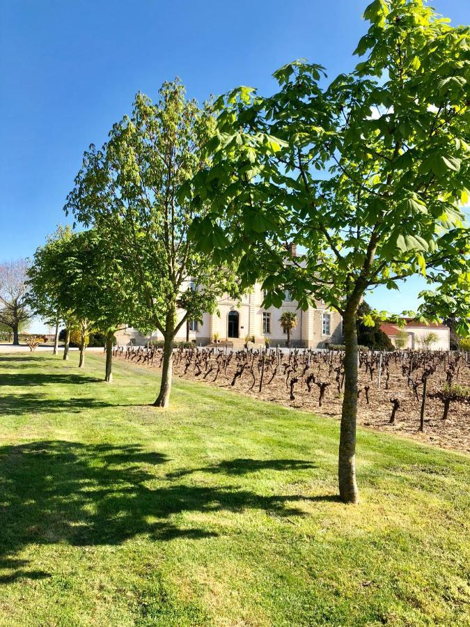 Hotel Particulier Chateau Des Marais Proximite Et Vue Sur Le Lac De Grand Lieu Saint-Philbert-de-Grand-Lieu Dış mekan fotoğraf