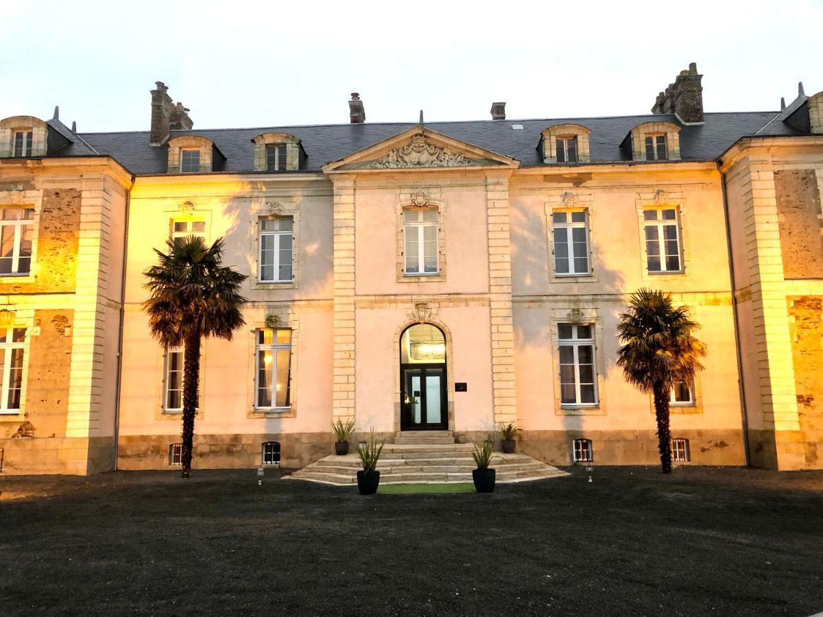 Hotel Particulier Chateau Des Marais Proximite Et Vue Sur Le Lac De Grand Lieu Saint-Philbert-de-Grand-Lieu Dış mekan fotoğraf